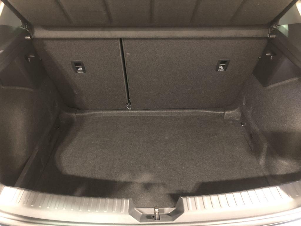 SEAT León 1.5 eTSI Style XS DSG 85 kW (116 CV) - 6